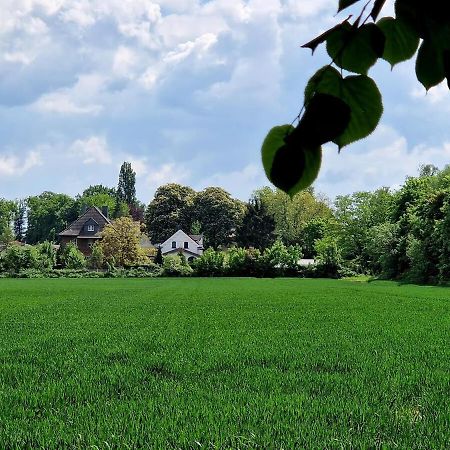 Fischer Villa Von 1875 - Kuscheliges Appartment Im Gruenen Meerbusch Exteriör bild